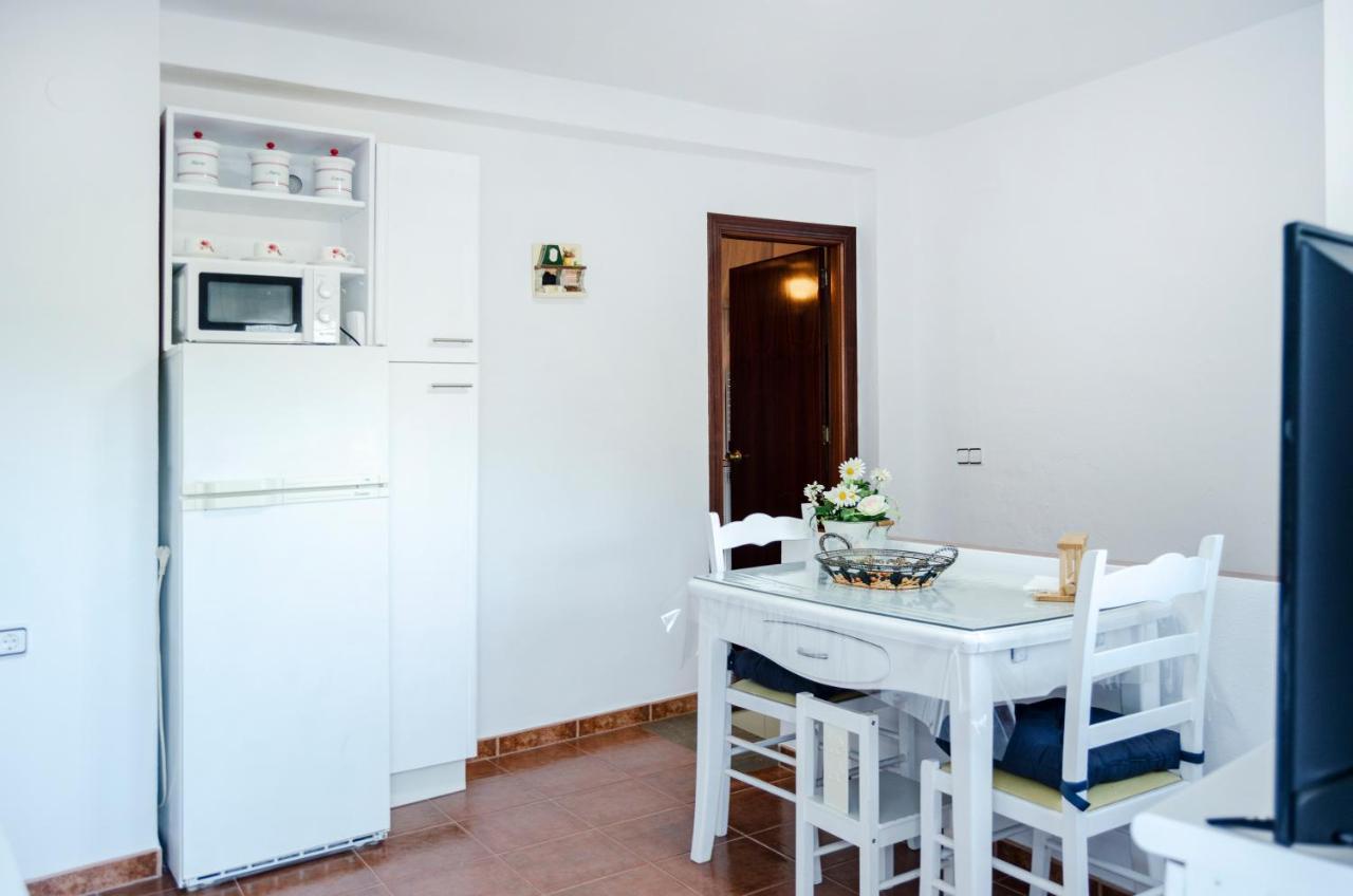 Alquiler Rural Cutar, Casa Robles Villa ภายนอก รูปภาพ