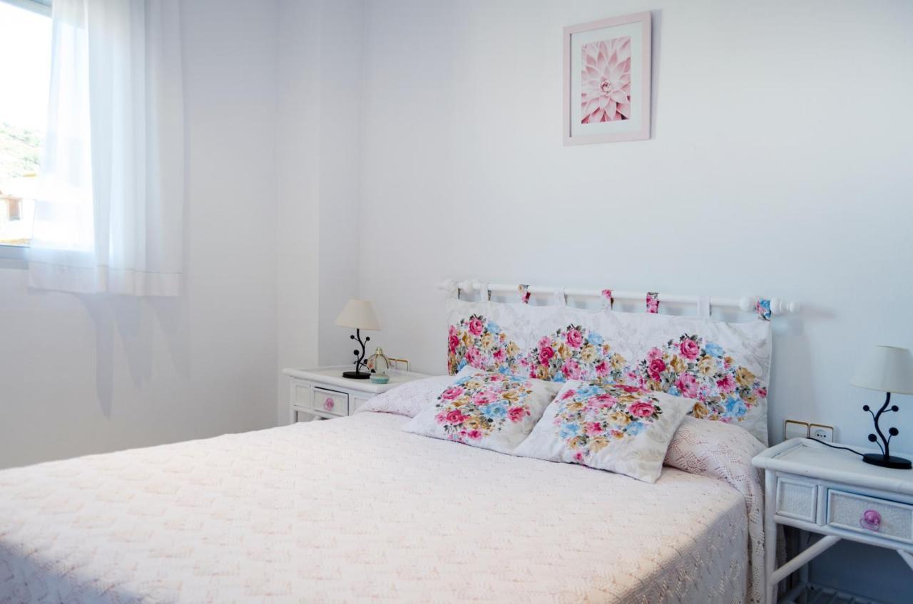 Alquiler Rural Cutar, Casa Robles Villa ภายนอก รูปภาพ