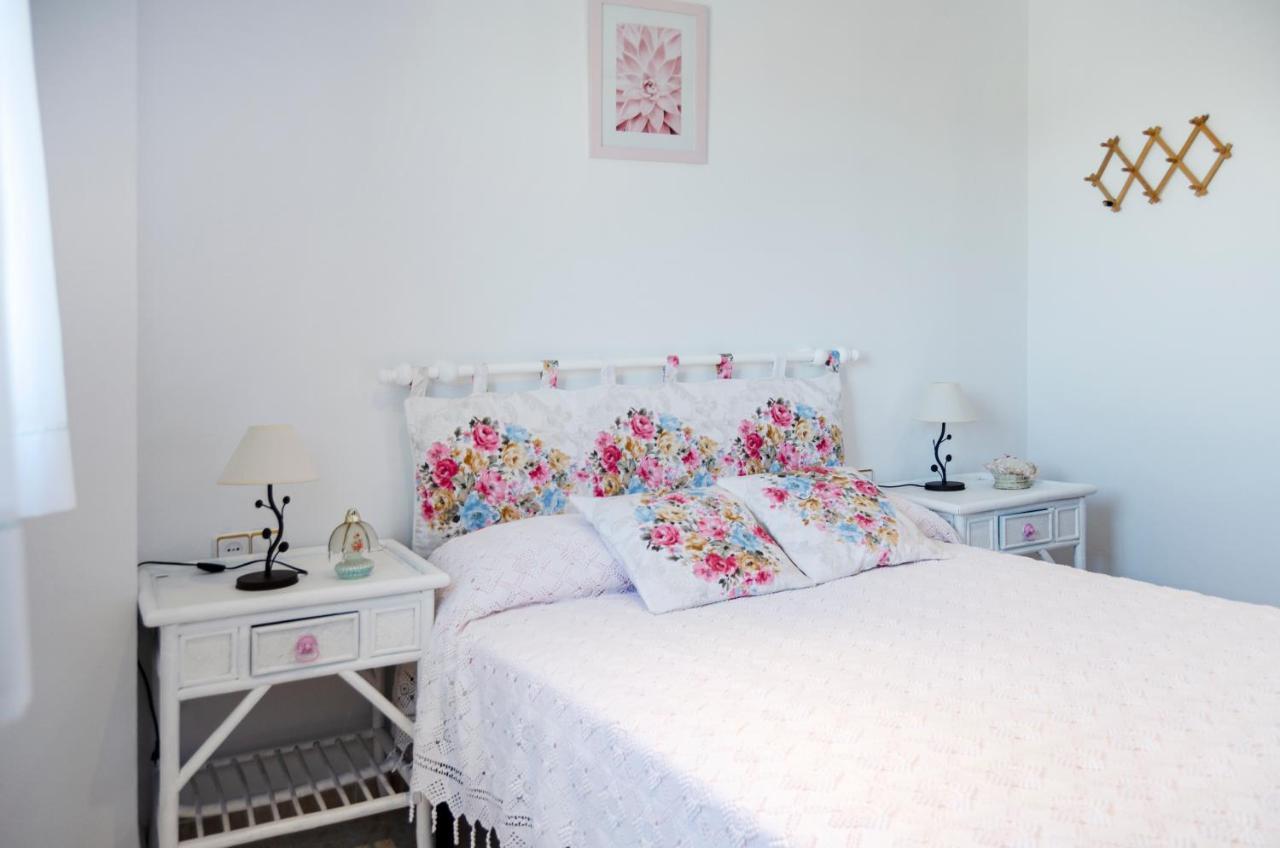Alquiler Rural Cutar, Casa Robles Villa ภายนอก รูปภาพ