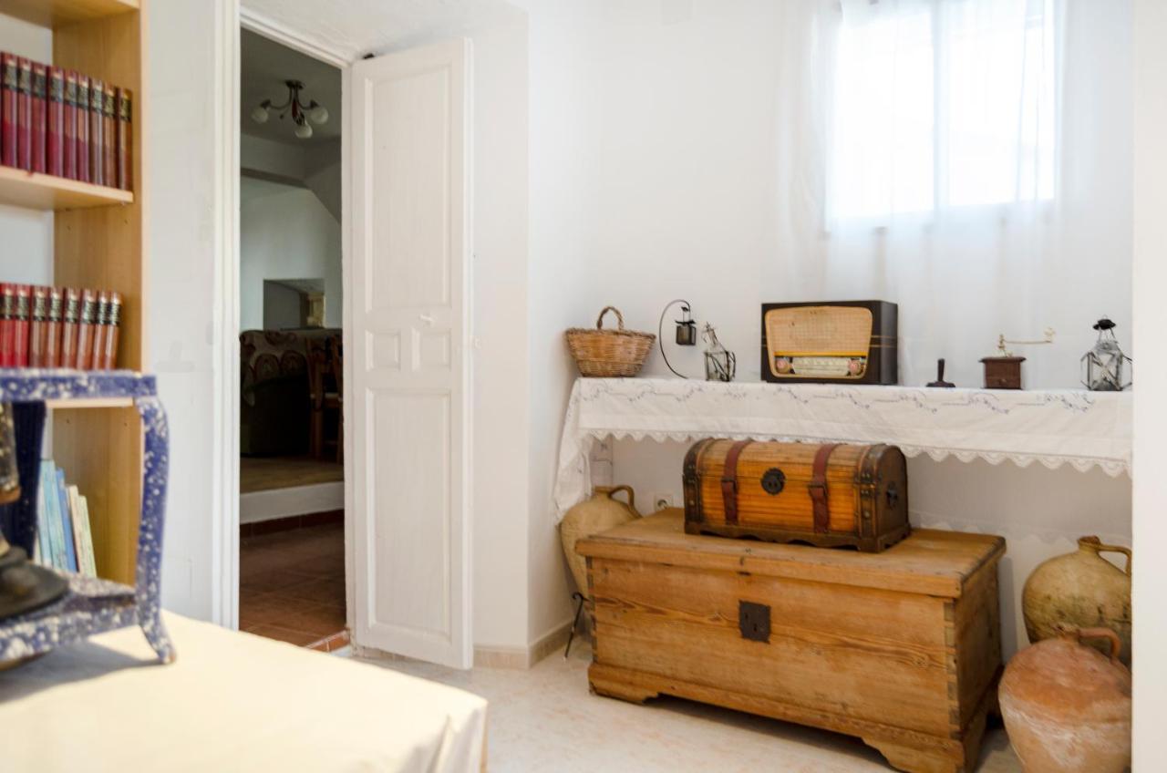 Alquiler Rural Cutar, Casa Robles Villa ภายนอก รูปภาพ