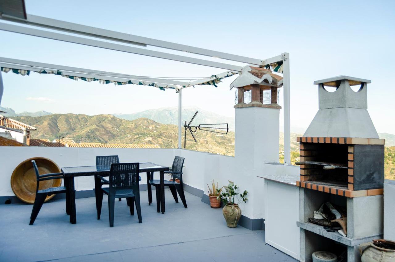 Alquiler Rural Cutar, Casa Robles Villa ภายนอก รูปภาพ