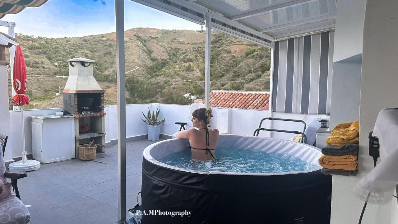 Alquiler Rural Cutar, Casa Robles Villa ภายนอก รูปภาพ