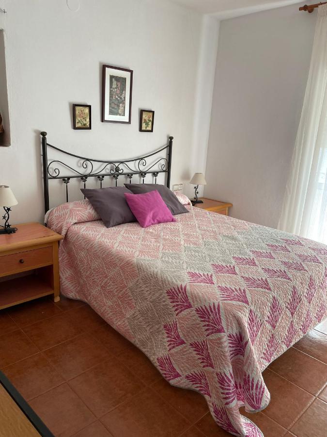 Alquiler Rural Cutar, Casa Robles Villa ภายนอก รูปภาพ