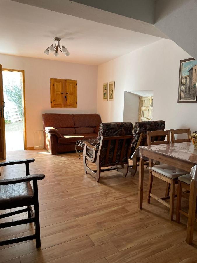 Alquiler Rural Cutar, Casa Robles Villa ภายนอก รูปภาพ