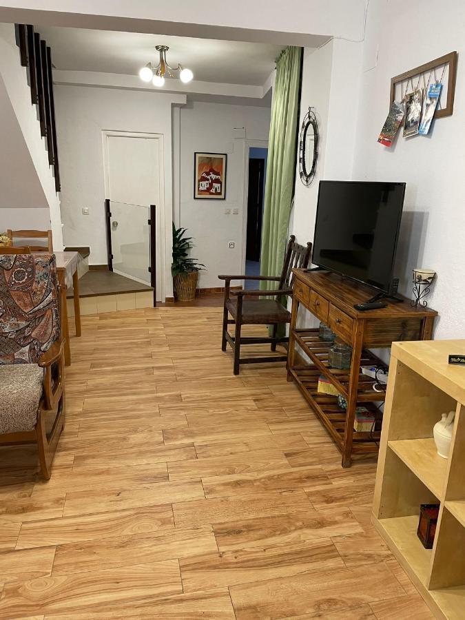 Alquiler Rural Cutar, Casa Robles Villa ภายนอก รูปภาพ